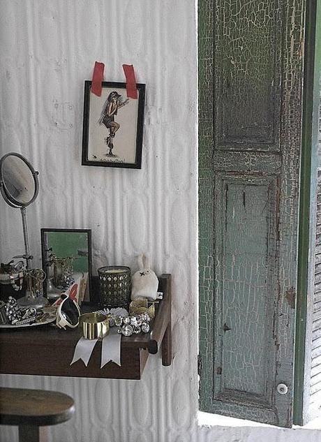 El universo creativo de Sibella Court