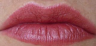 NYX 636 gardenia lipstick