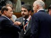 Berlusconi promete reformas cumbre