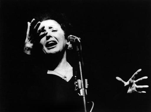 Edith Piaf, una vida de luces y sombras