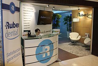 Titania el nuevo edificio de el Corte Inglés, se estrenó esta mañana con los espacios más exclusivos de Europa destinados al Lujo, Lifestyle y Gourmet. (Parte  1)