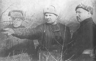 Manstein irrumpe en Crimea y los soviéticos se retiran - 28/10/1941.
