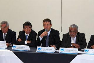 Crean concesionarios grupo MOVA para incidir en políticas del transporte público en el DF Y ZMVM