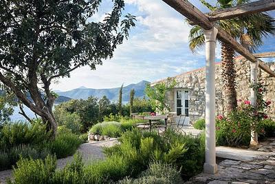 NUEVOS PATIOS RUSTICOS