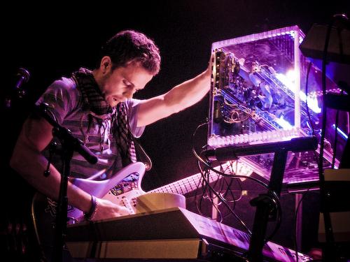 M83 nos visitan en marzo de 2012