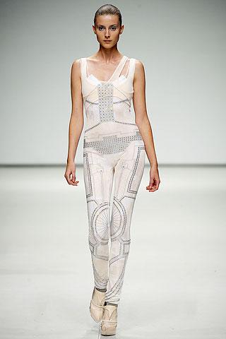 Louise Goldin Spring 2009 Ready-to-Wear
