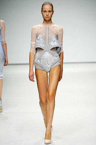 Louise Goldin Spring 2009 Ready-to-Wear
