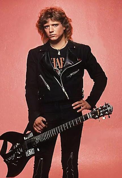 Efemérides del Rock y Heavy Metal: Qué pasó un 01 de Diciembre Efemérides del Rock y Heavy Metal: Qué pasó un 01 de Diciembre