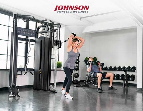 Entreno con las máquinas de musculación de Johnson Fitness