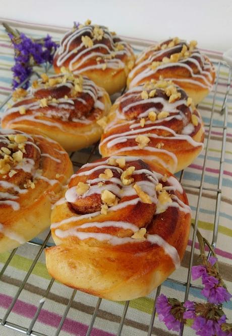 Rollitos de canela con nueces