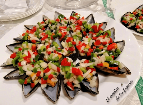 24 RECETAS CON PESCADO Y MARISCO PARA OCASIONES ESPECIALES 24 RECETAS CON PESCADO Y MARISCO PARA OCASIONES ESPECIALES