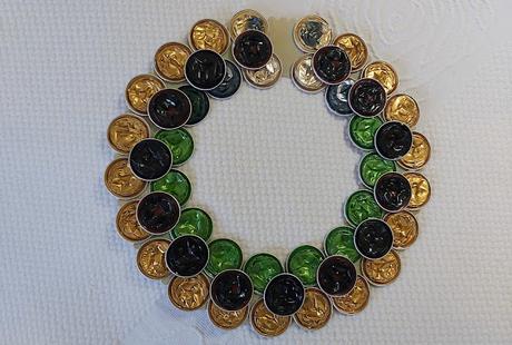 DIY-corona-navideña-capsulas-cafe