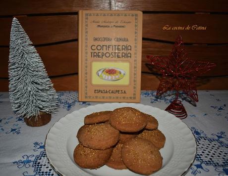 Polvorones de almendra, canela y anís