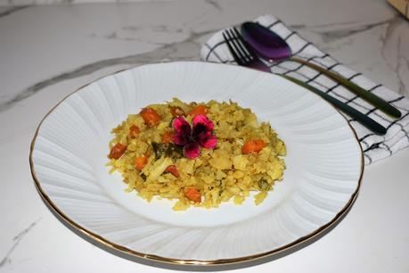 Falso Cuscús con coliflor y verduras Falso Cuscús con coliflor y verduras