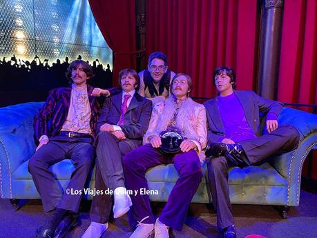 Quim con The Beatles en el Museo de Cera de Barcelona