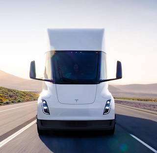 El Tesla Semi eléctrico con 805 km de autonomía llega a Pepsi