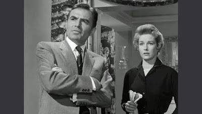 OPERACIÓN ROBINSON (A TOUCH OF LARCENY) (Gran Bretaña, 1959) Comedia