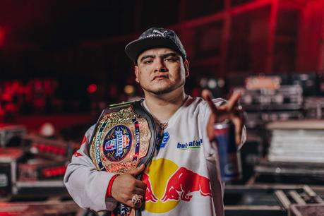 Aczino, el freestyler mexicano que podría volver a romper el récord Red Bull Batalla World Final 2021 Chile Winner 02