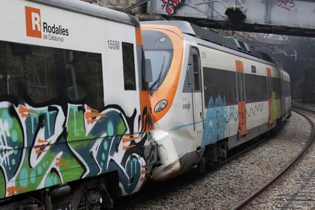 Al menos 155 heridos leves dejó el choque de los trenes de Rodalies ayer