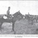 1918: Alfonso XIII pasando revista en La Albericia al Regimiento de Infantería Valencia en el día de su Patrona