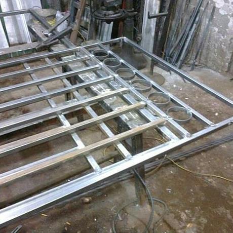 Rejas fijas para puertas de local y comercios Rejas fijas para puertas de local y comercios