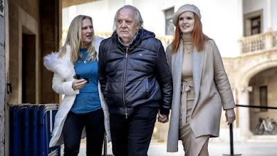 En Mallorca, la Fiscalía retira la acusación contra Cursach “por falta de pruebas”… y “Homenaje de Orwell a Cataluña”. En Mallorca, la Fiscalía retira la acusación contra Cursach “por falta de pruebas”… y “Homenaje de Orwell a Cataluña”.