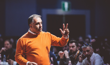 Alfio Bardolla revela que la llegada de las compras navideñas dispara un 71% las consultas financieras personales