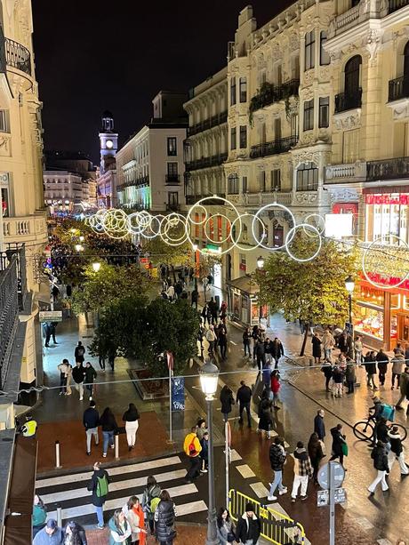 Consejos para tomar las uvas en la Puerta del Sol en nochevieja, según Hostal Patria