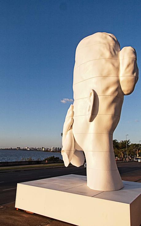 13° Bienal del Mercosur en Porto Alegre: reflexiones artísticas en la era pospandemia