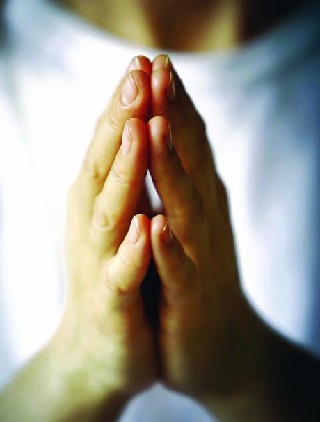 Manos_Rezando-1344973