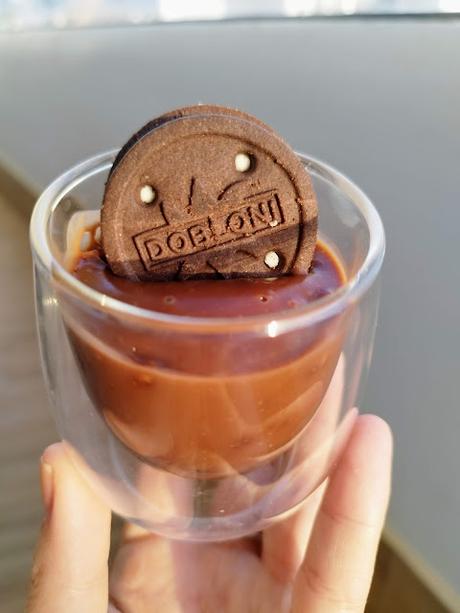 Mousse de chocolate con galletas tipo oreo - Sin leche, sin huevo y sin gluten Mousse de chocolate con galletas tipo oreo - Sin leche, sin huevo y sin gluten