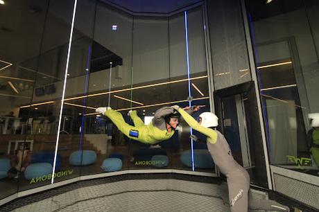 Windobona. Experimenta la sensación de volar en familia en un túnel de viento.
