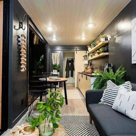 La transformación de un contenedor en un cómodo hogar La transformación de un contenedor en un cómodo hogar