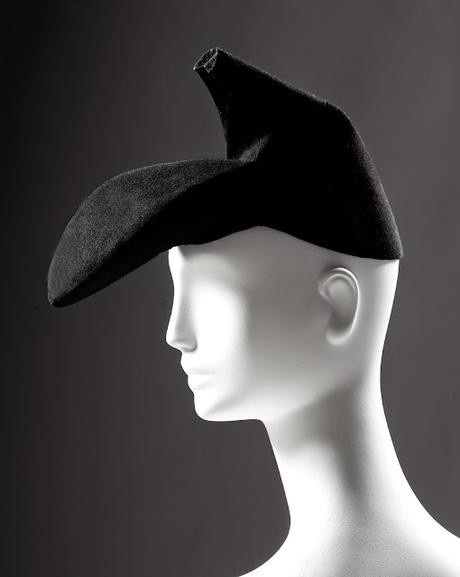 SIN ARREGLO YA,  Y  A ESTAS ALTURAS...