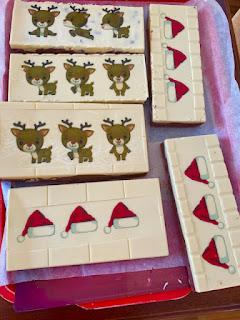 TURRONES DE CHOCOLATE Y DIBUJOS