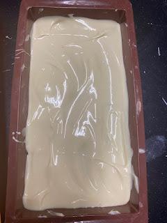 TURRONES DE CHOCOLATE Y DIBUJOS