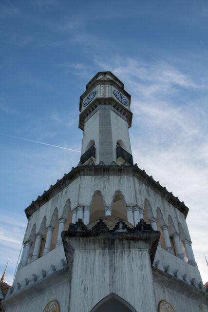 torre-chacha-en-batumi