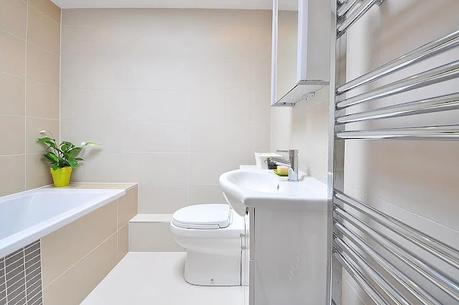 Como librarnos de la cal del baño Como librarnos de la cal del baño