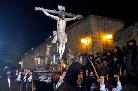 Hermandad Penitencial del Santísimo Cristo del Amparo (Zamora)