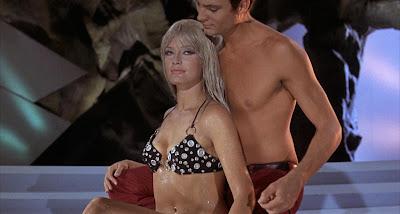 DIABOLIK (Danger: Diabolik) (Italia, Francia; 1968) Acción, Fantástico, Aventuras, Policíaco