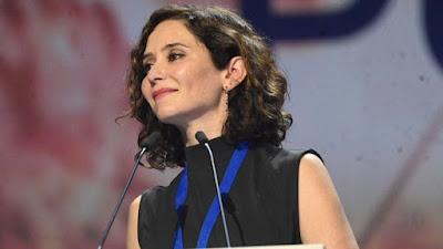 El Rectorado de la UCM impuso nombrar a Ayuso 'alumna ilustre' sin el voto de los profesores.