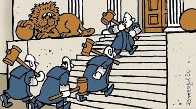 Crónica de una huelga de sanidad …y el golpe judicial del TC. Crónica de una huelga de sanidad …y el golpe judicial del TC.