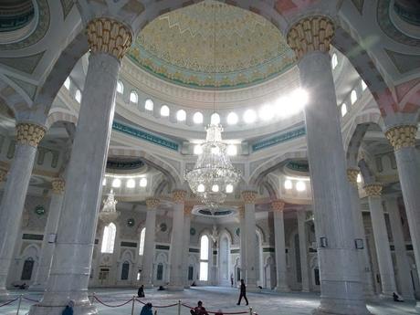 KAZAJISTÁN: NURSULTÁN, UNA CAPITAL DESCOMUNAL KAZAJISTÁN: NURSULTÁN, UNA CAPITAL DESCOMUNAL