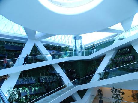 KAZAJISTÁN: NURSULTÁN, UNA CAPITAL DESCOMUNAL KAZAJISTÁN: NURSULTÁN, UNA CAPITAL DESCOMUNAL