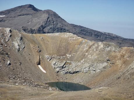 La laguna de la caldera | Sierra Nevada