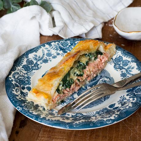 SALMON WELLINGTON