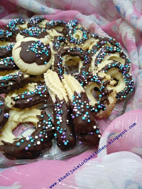 BISCUITS / COOKIES / GALLETAS / بيسكوي