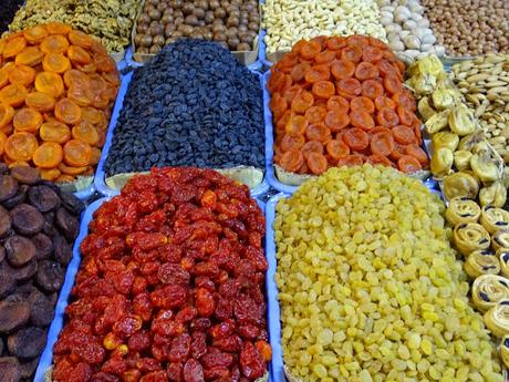 KAZAJISTÁN: ALMATY, LA CIUDAD DE LAS MANZANAS KAZAJISTÁN: ALMATY, LA CIUDAD DE LAS MANZANAS