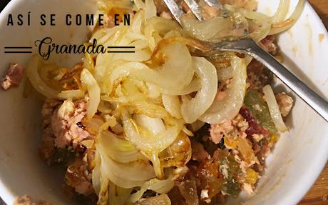 Pollo relleno de frutos secos y escarchados