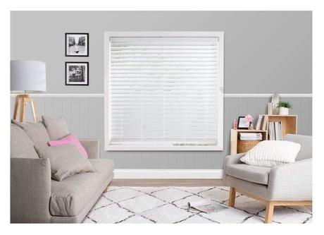 - Veneciana de Madera.